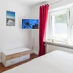 Lena In By Interhome * Klutz